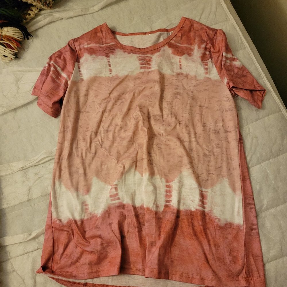 Pink tie dye tshirt